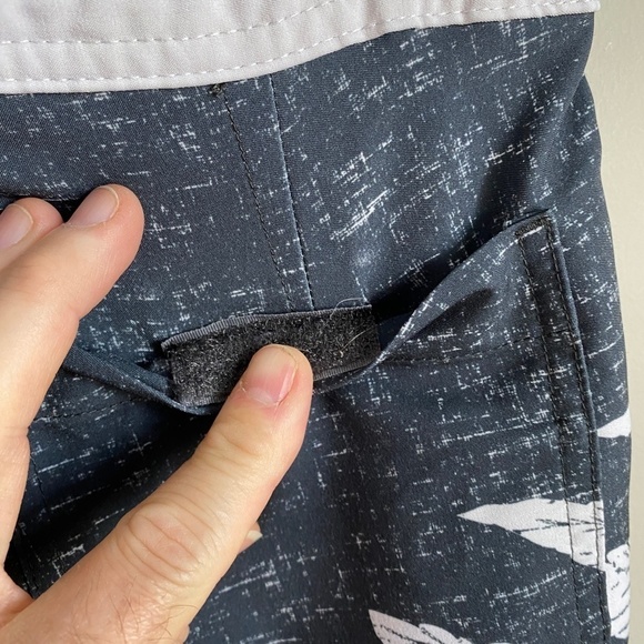 Old‎ Navy Green Flowers Men's Board Shorts Size 28 Swim Surf - Picture 5 of 11